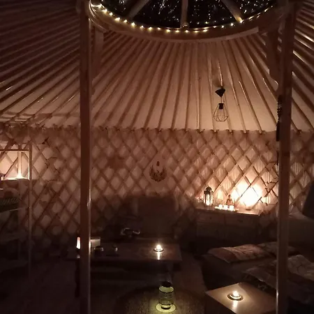 Luxury tent Jurta V Hajich Oldrichov v Hajich