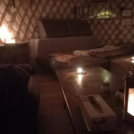 Luxury tent Jurta V Hajich Oldrichov v Hajich